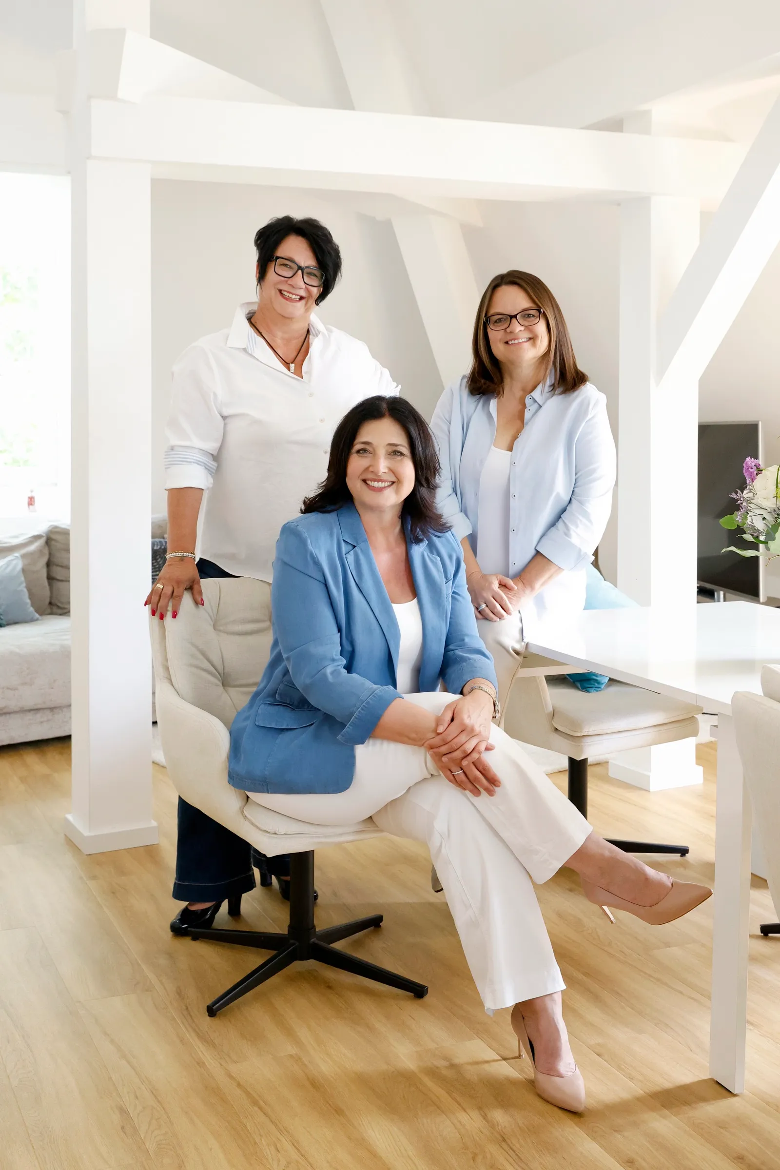 Stephanie Menz, Isabelle König-Hoch und Andrea Schilder – die drei Maklerinnen der ImmobilienBÜROs