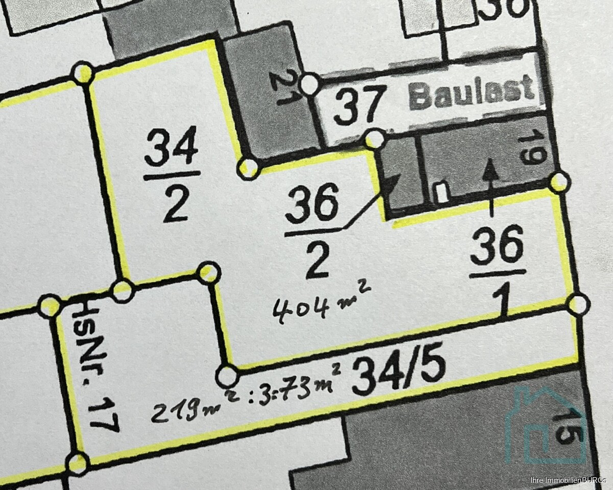 Bauplatz mit Zufahrt und Wendehammer
