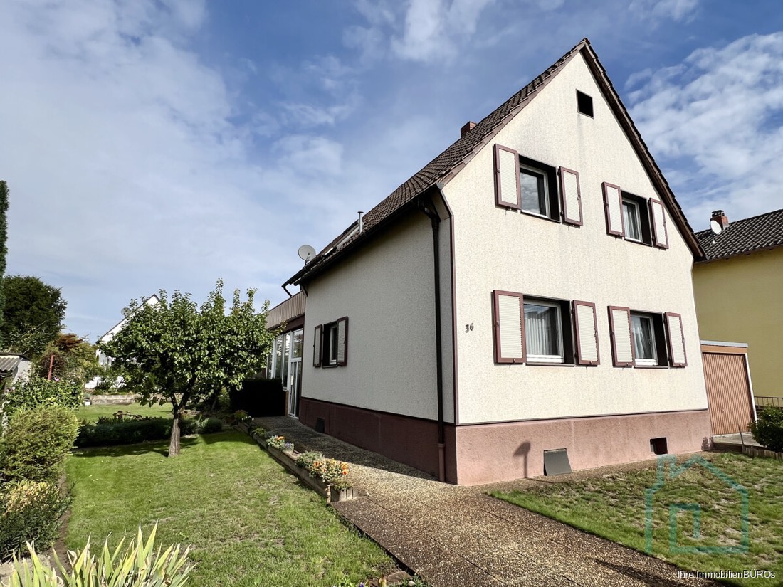 Gepflegtes Einfamilienhaus mit großem Garten in FT-Mörsch